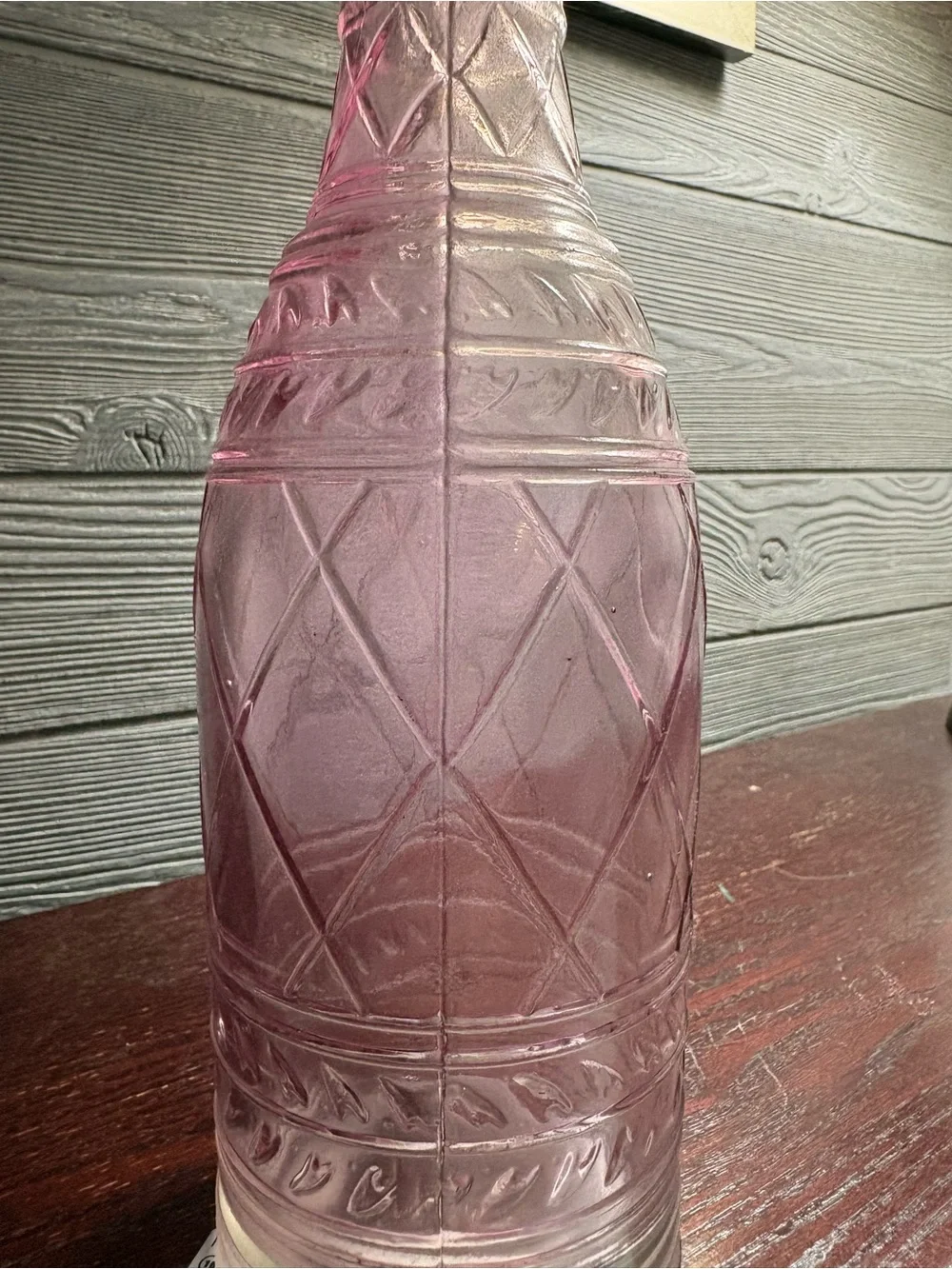 Vintage -style Pink Glass Decanter-diamond geometric pattern w/ glass stopper